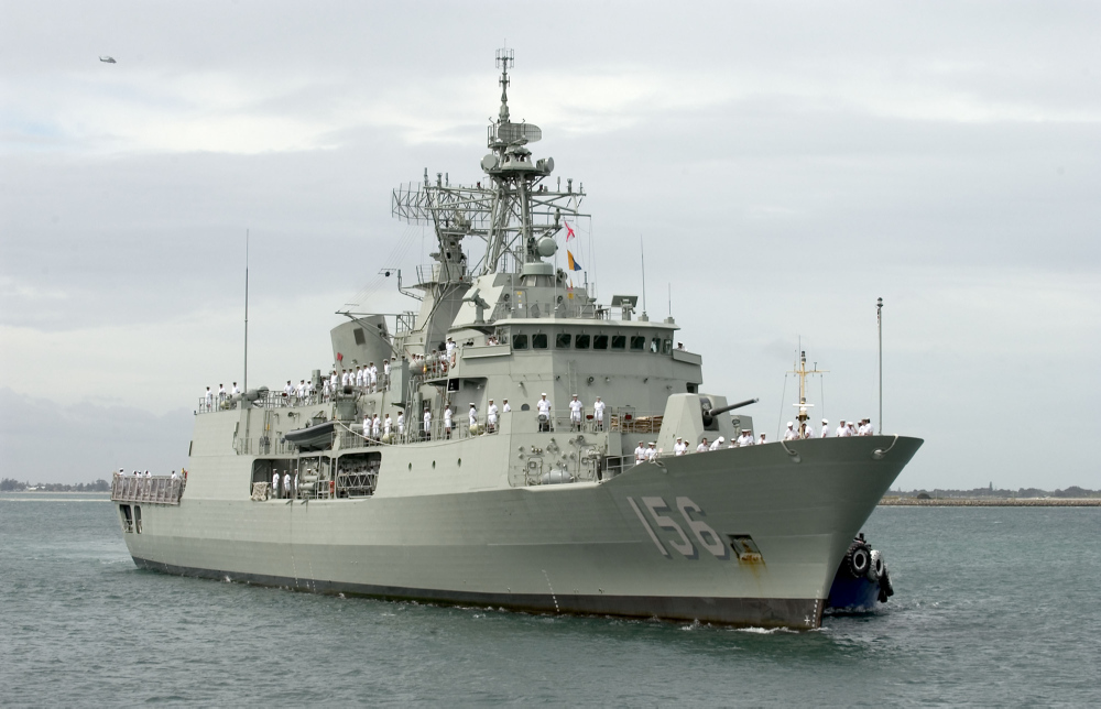 On Friday the 21st of October HMAS Toowoomba arrived at her new home in Fleet Base West HMAS Stirling. Family and friends of the ships company were on hand to welcome the ship and ships company to Perth, and Garden Island.